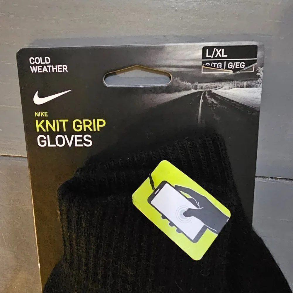 Nike women's  Black & Gray Knitted Tech and Grip Training Gloves
